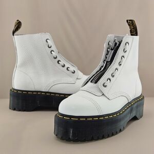 Dr. Martens Size 7 White Sinclair Platform Combat Boots Punk Outdoor Preppy